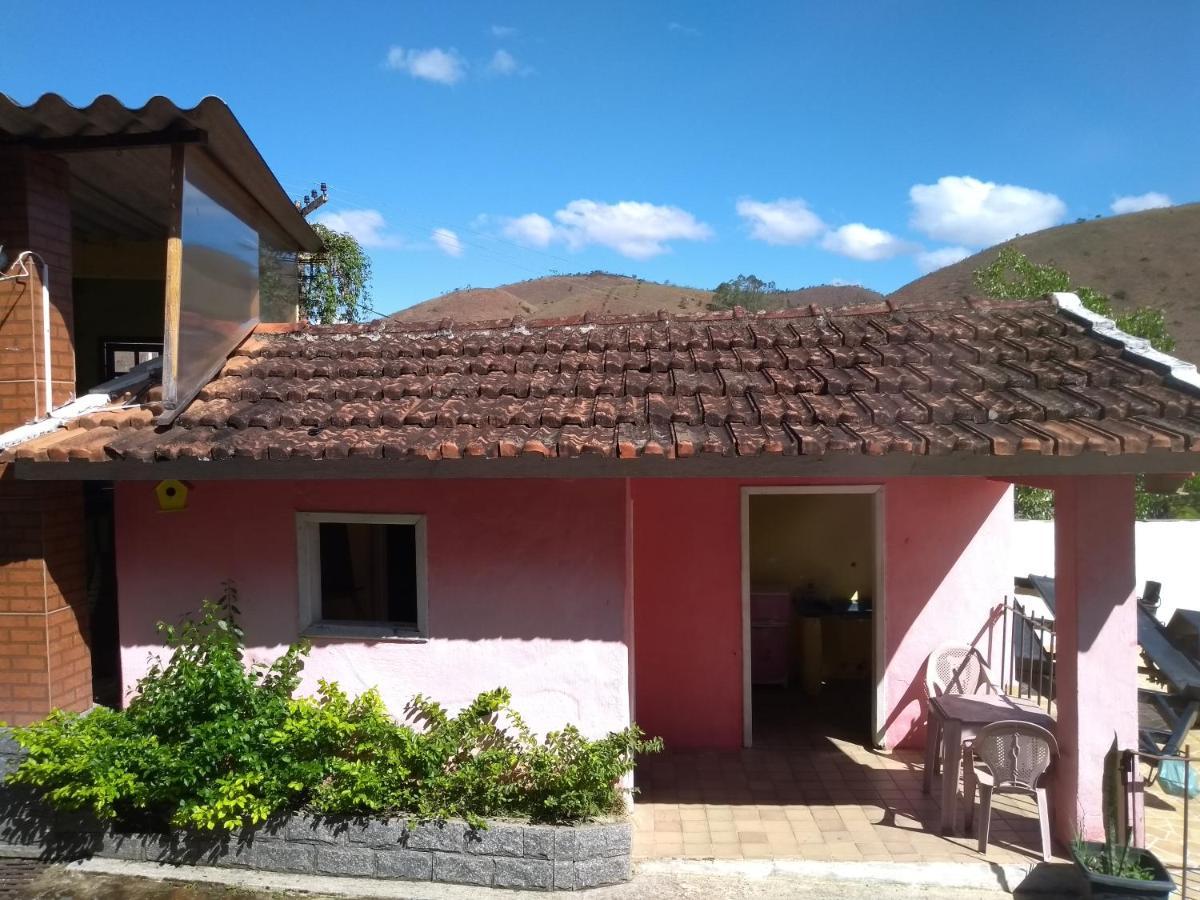 Pousada Hospedaria Santa Clara Santa Rita de Jacutinga Extérieur photo