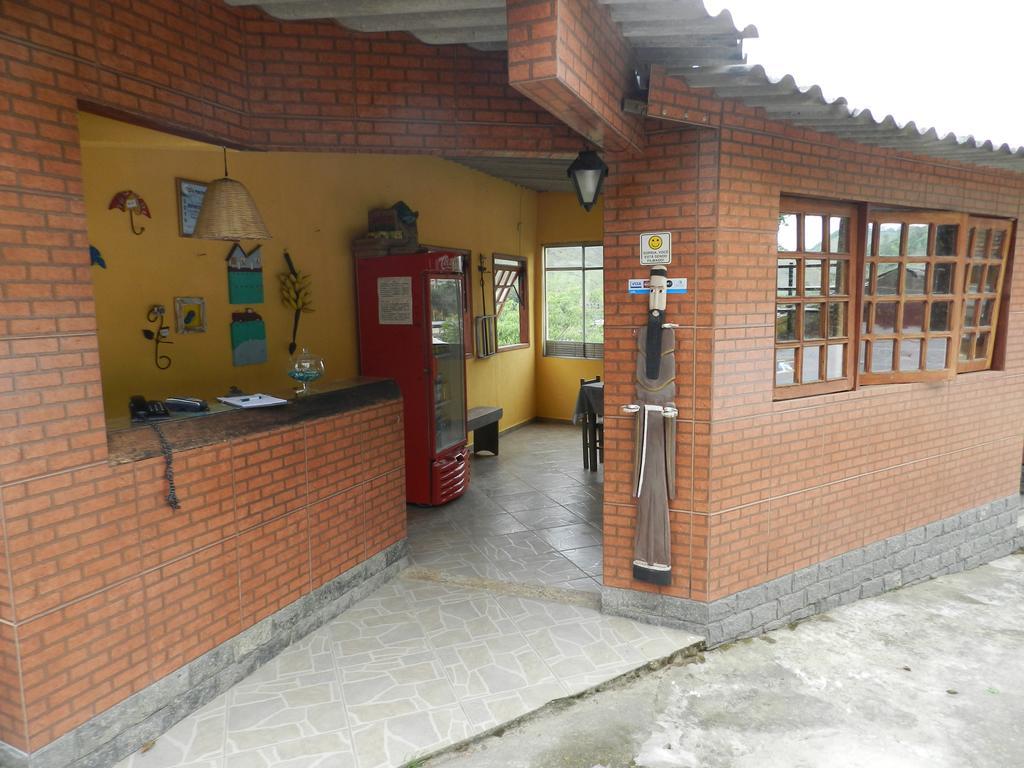 Pousada Hospedaria Santa Clara Santa Rita de Jacutinga Extérieur photo
