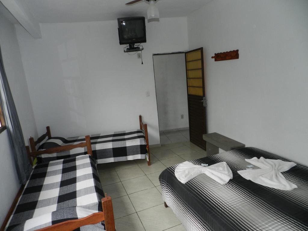 Pousada Hospedaria Santa Clara Santa Rita de Jacutinga Chambre photo