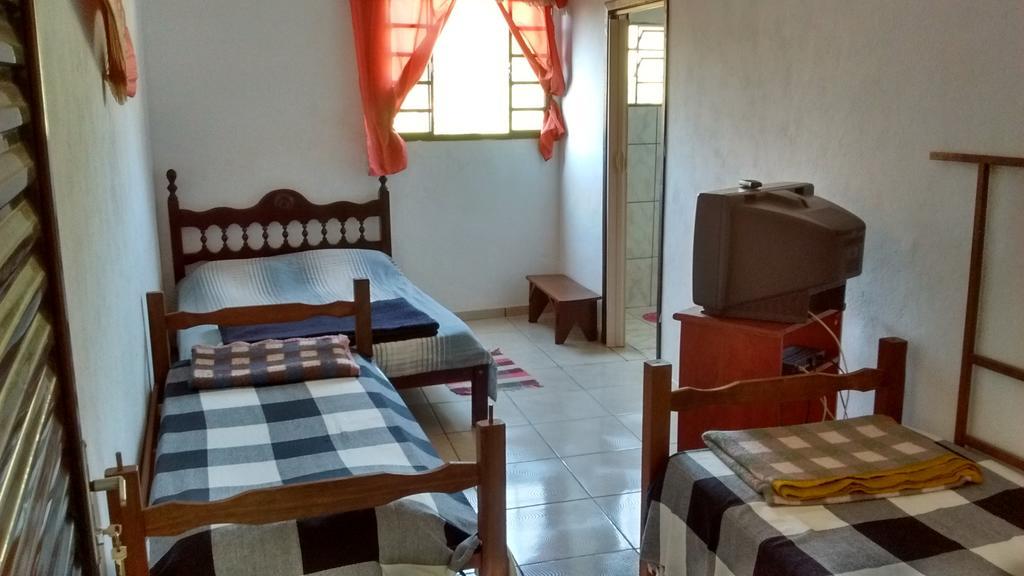 Pousada Hospedaria Santa Clara Santa Rita de Jacutinga Extérieur photo